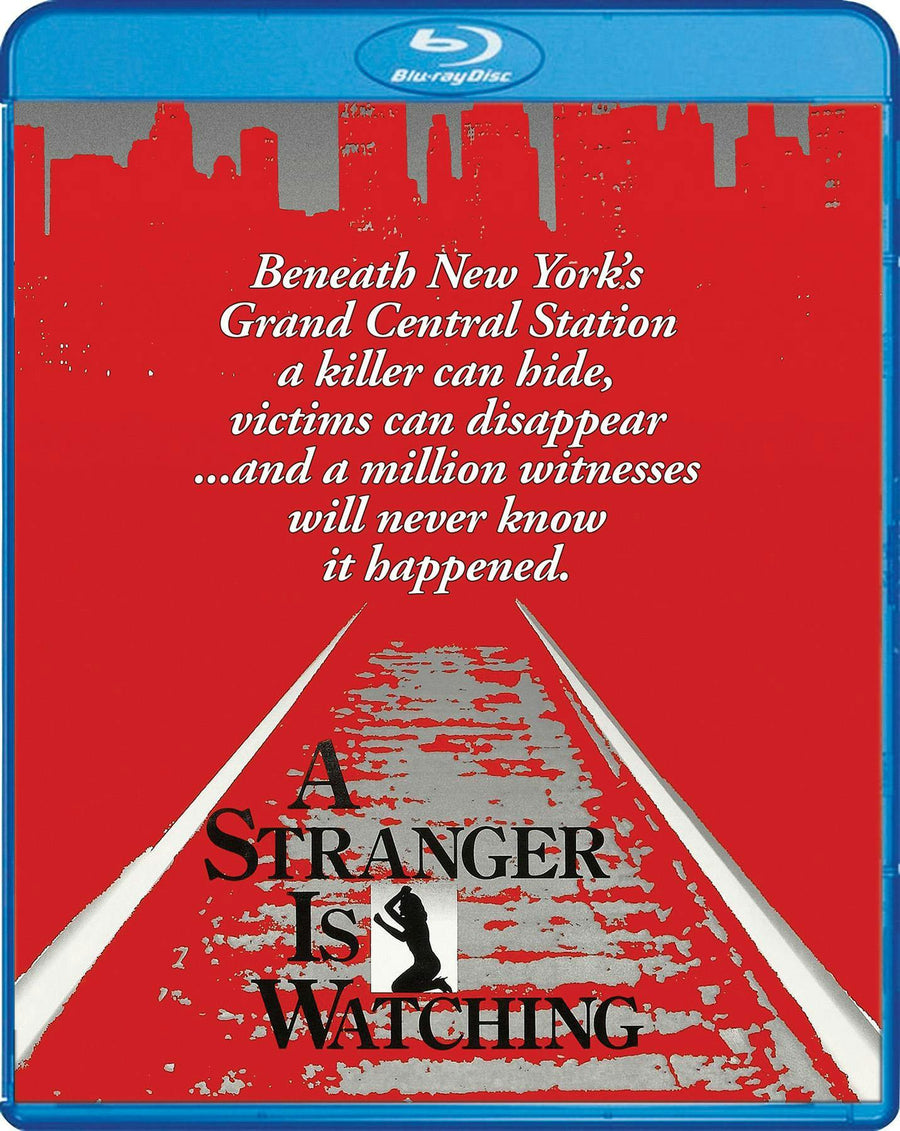 A Stranger Is Watching [Blu-ray]